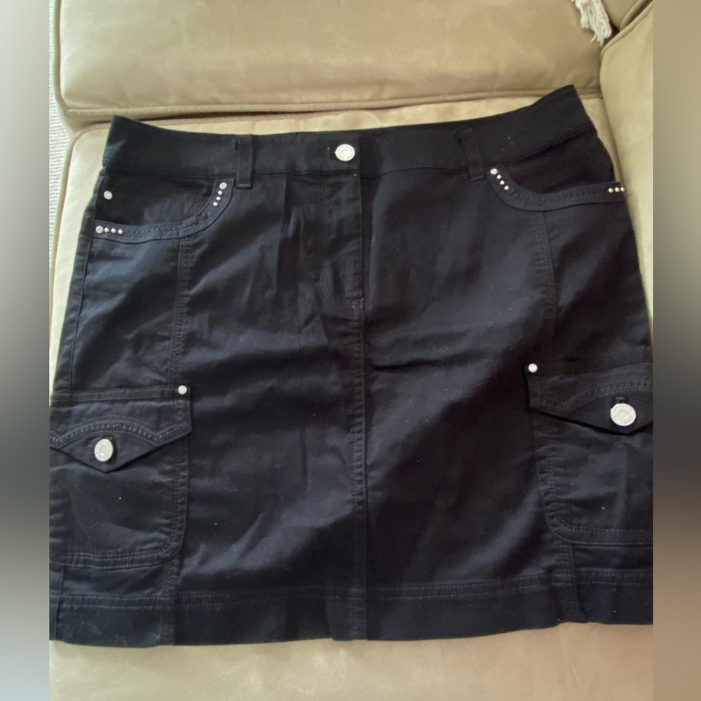 Black White House Black Market skirt with fun silver details
